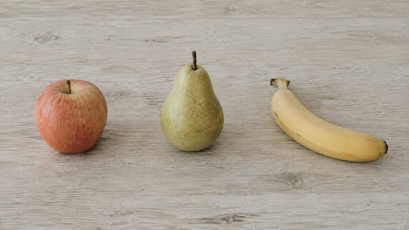 Apfel, Birne und Banane für ein erstes Obstmus