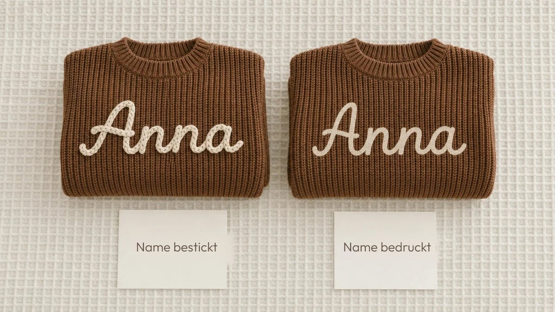 Vergleich: Name bestickt oder bedruckt – zwei Babypullover mit dem Namen Anna