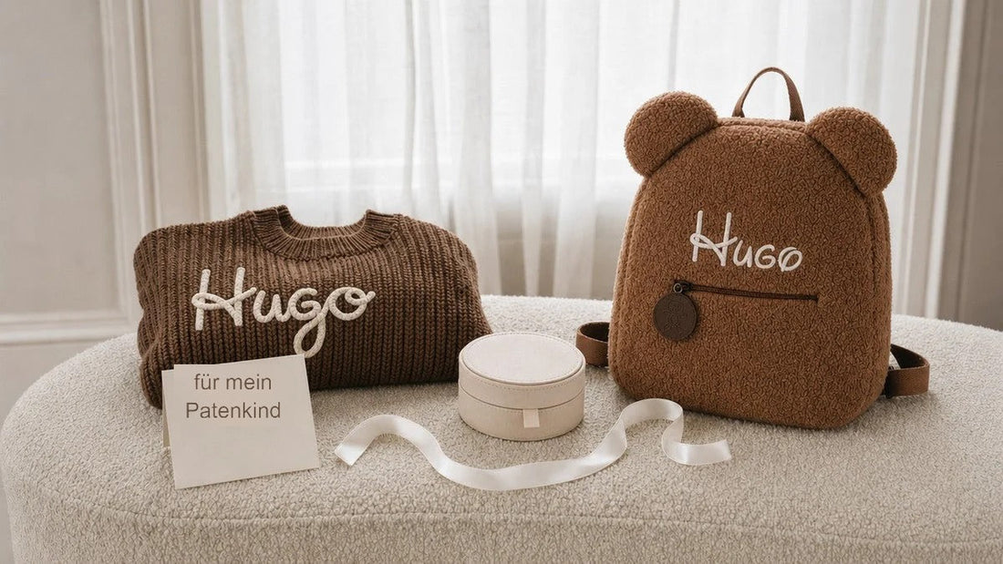 Patengeschenk mit Namen: bestickter Pullover und Rucksack mit Karte „für mein Patenkind“