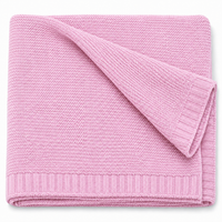 Strickdecke in Altrosa, gefaltet, Produktansicht [swatch:Altrosa]